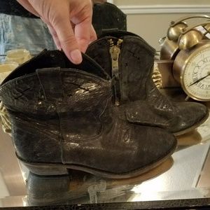 Black Steve Madden booties